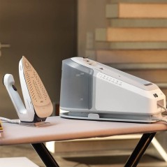 Braun CareStyle 7 IS 7262 Steam Iron 2700W - Powerful Performance for Effortless Wrinkle-Free Clothes
